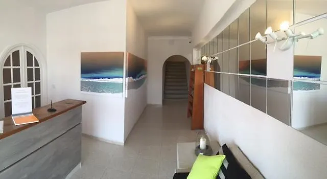Hostal Los Pinos Es Cana Gæstehus