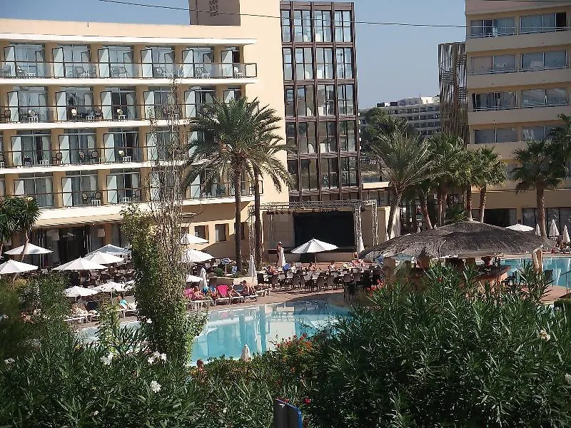 ** Gæstehus Hostal Los Pinos Es Cana Spanien